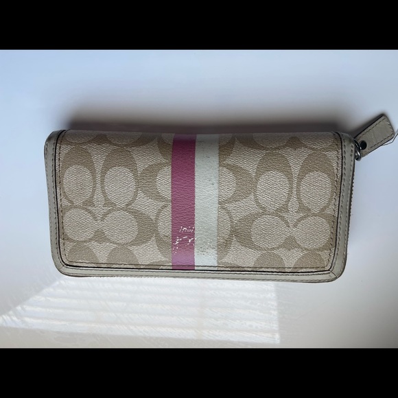 Coach Handbags - Authentic Coach Wallet